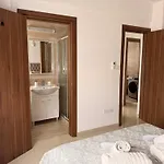 Panorama Apartment Klorakas